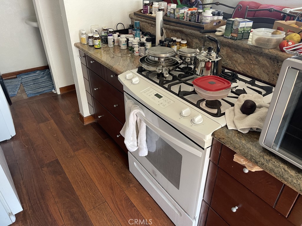 7561 Center Avenue 15