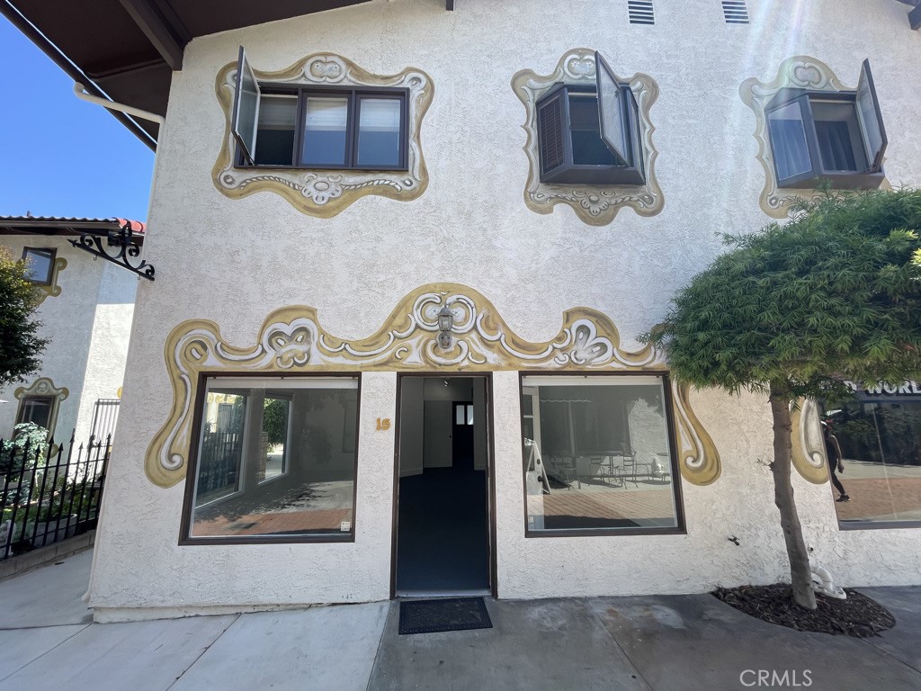 7561 Center Avenue 15