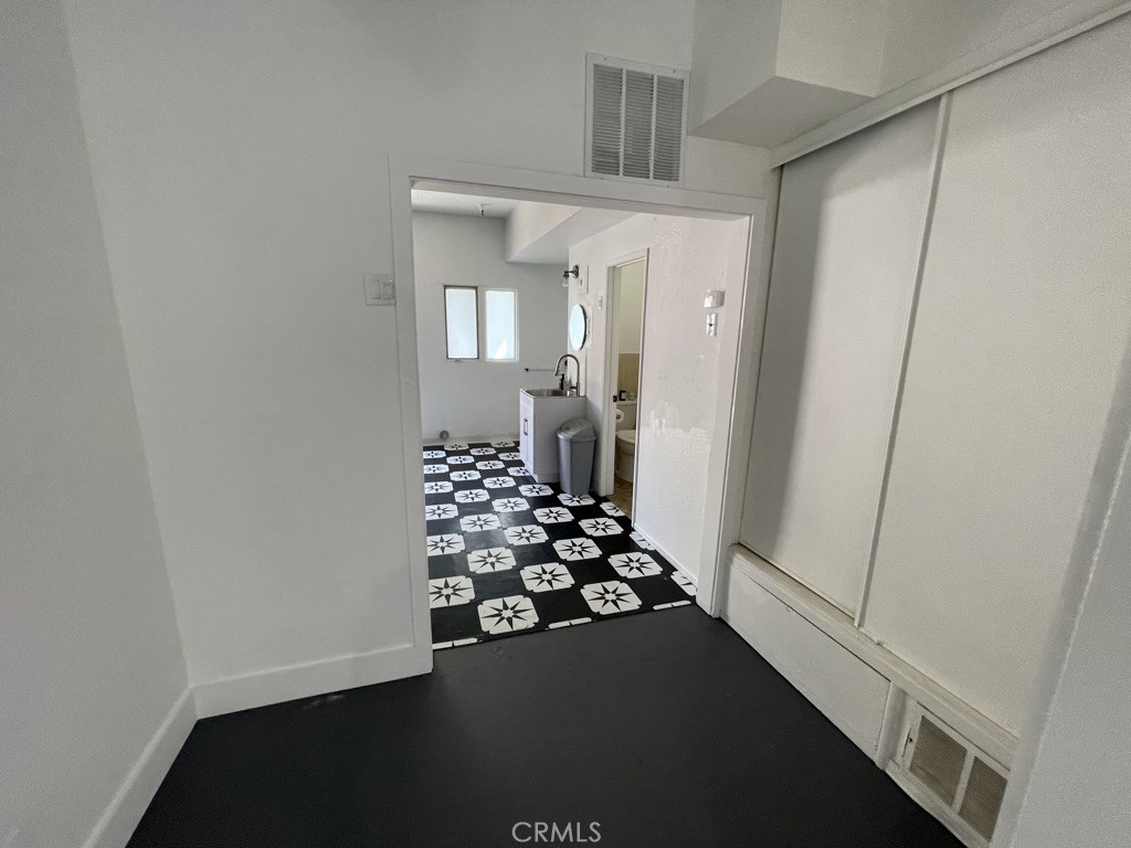 7561 Center Avenue 15