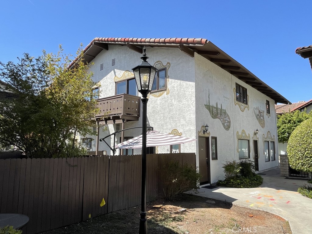 7561 Center Avenue 15