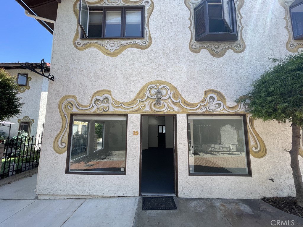 7561 Center Avenue 15