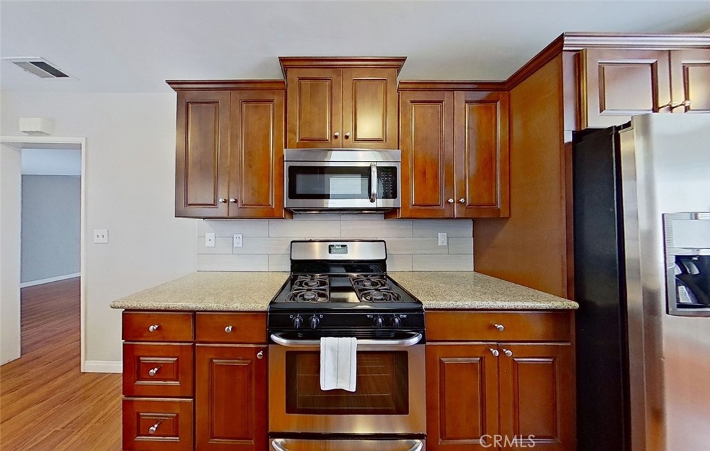 22332 Warmside Avenue