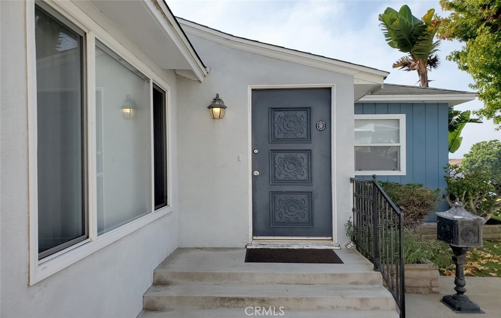 22332 Warmside Avenue