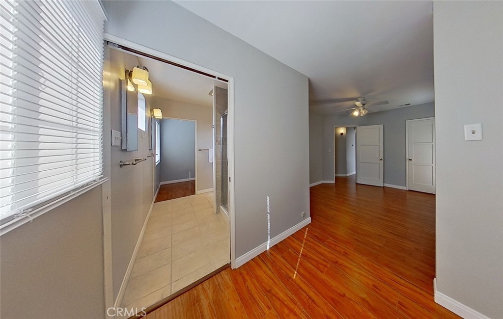 22332 Warmside Avenue