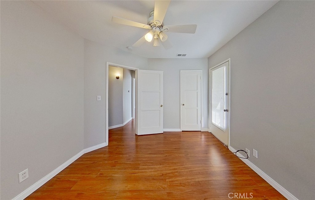 22332 Warmside Avenue