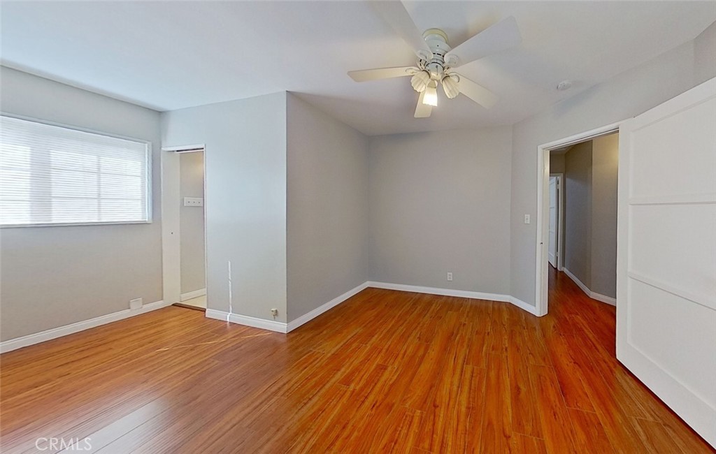 22332 Warmside Avenue