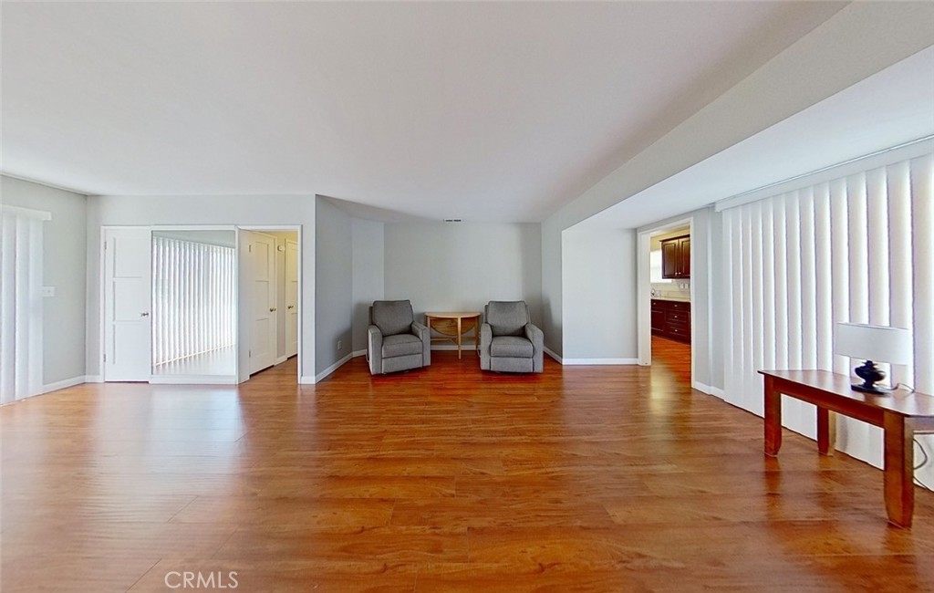 22332 Warmside Avenue