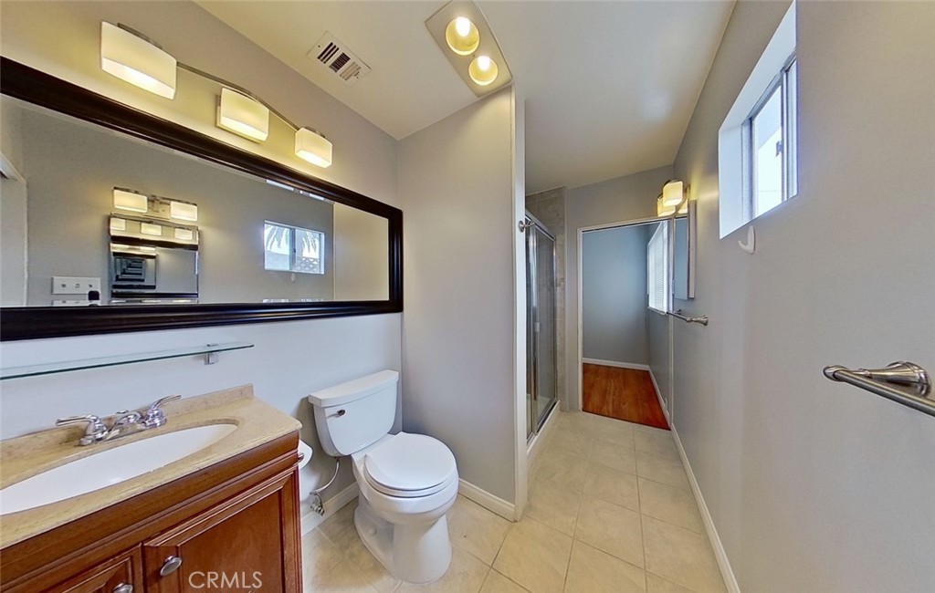 22332 Warmside Avenue