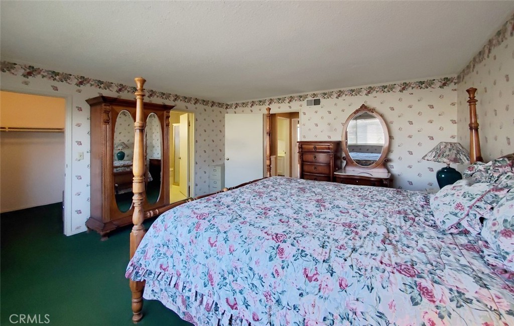 7211 Rockmont Avenue