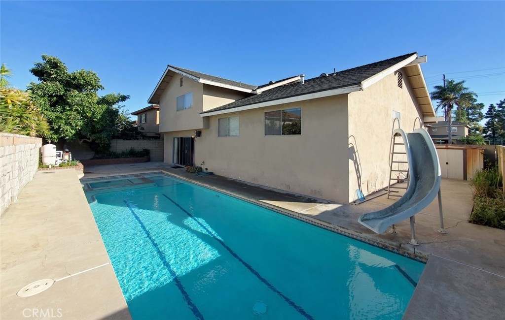 7211 Rockmont Avenue