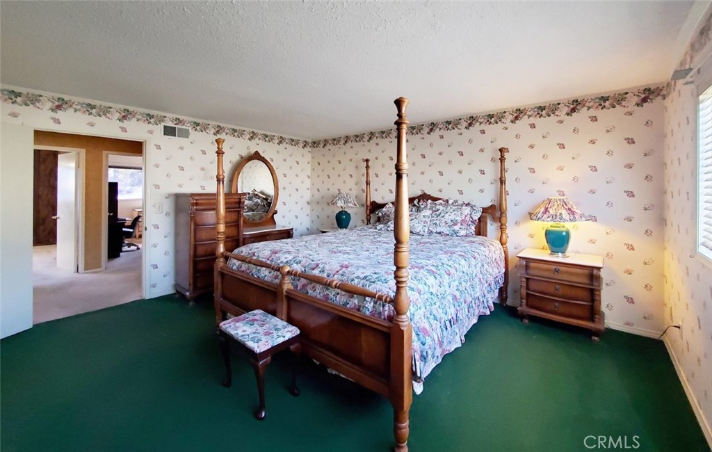 7211 Rockmont Avenue