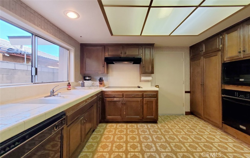 7211 Rockmont Avenue