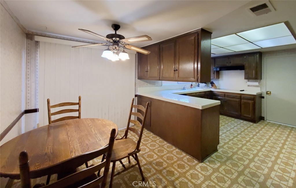 7211 Rockmont Avenue