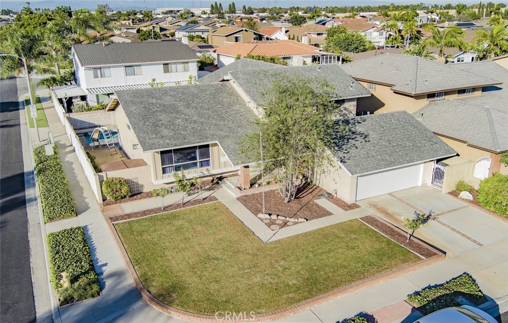 7211 Rockmont Avenue