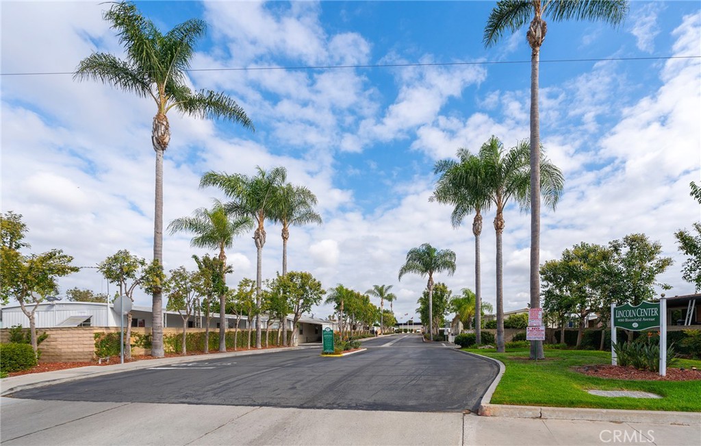 9080 Bloomfield Avenue 211