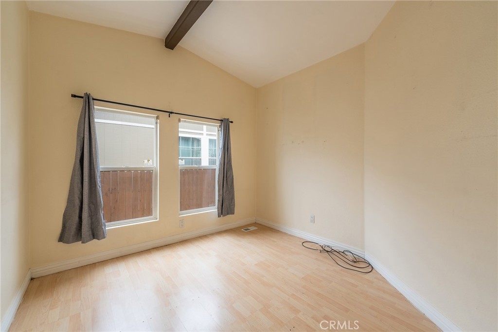 9080 Bloomfield Avenue 211