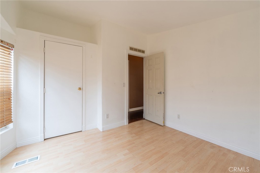 9080 Bloomfield Avenue 211