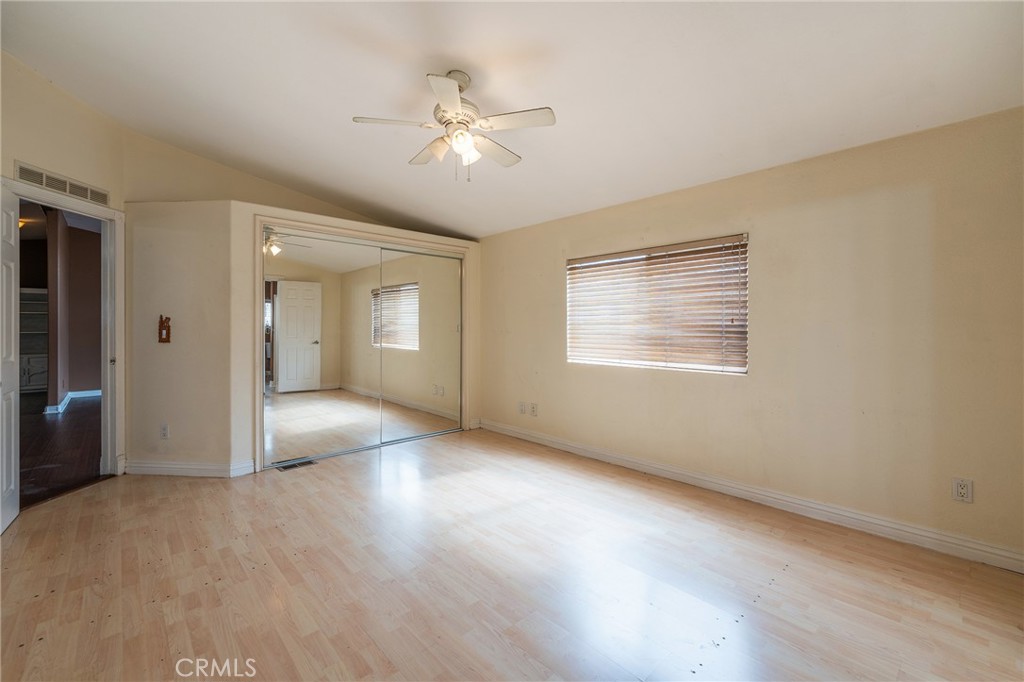 9080 Bloomfield Avenue 211