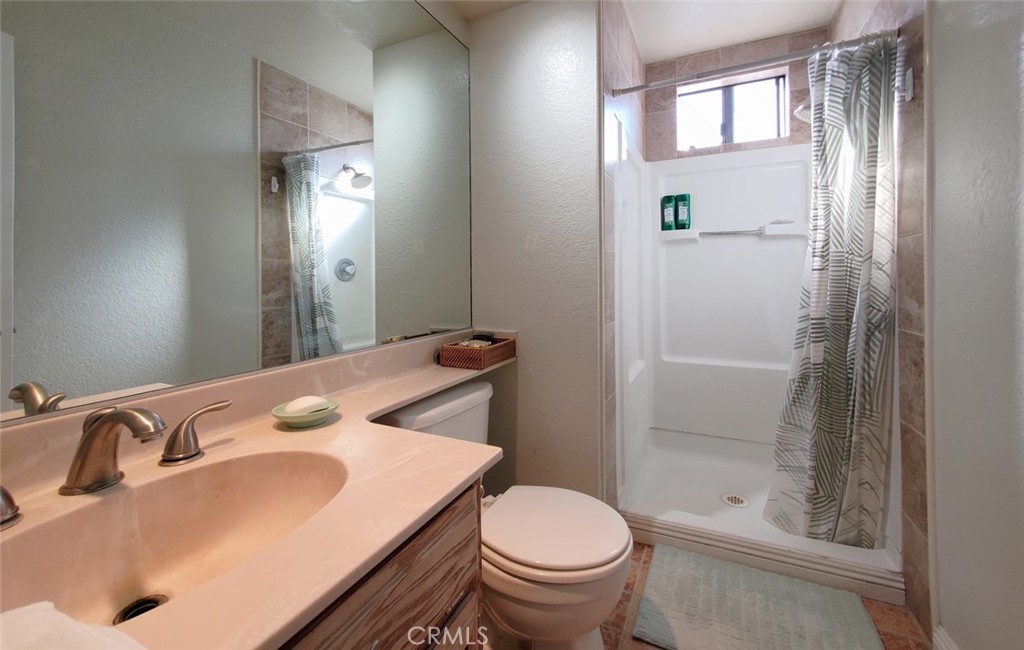 4241 Howard Avenue 12