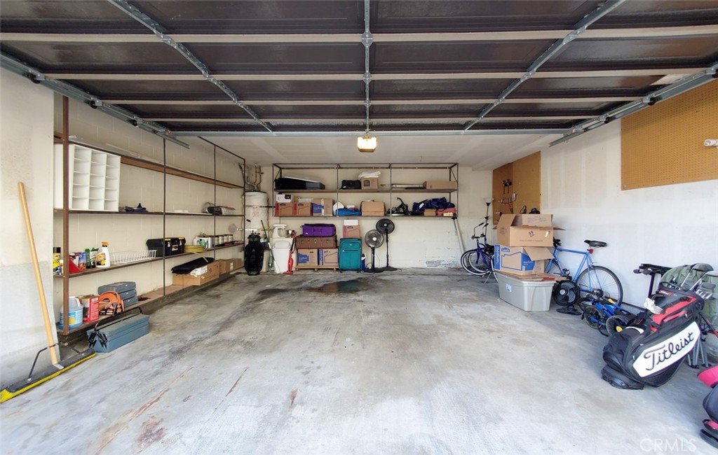 4241 Howard Avenue 12