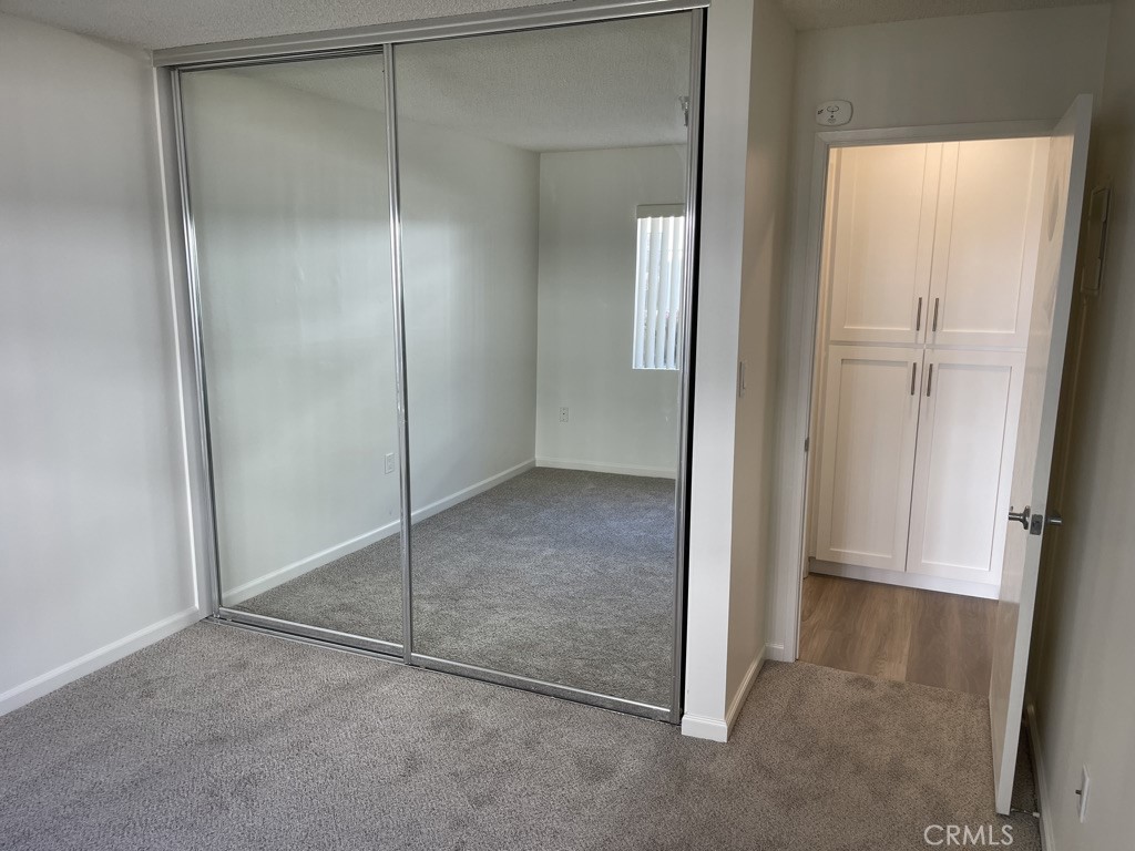 18900 Delaware Street 6