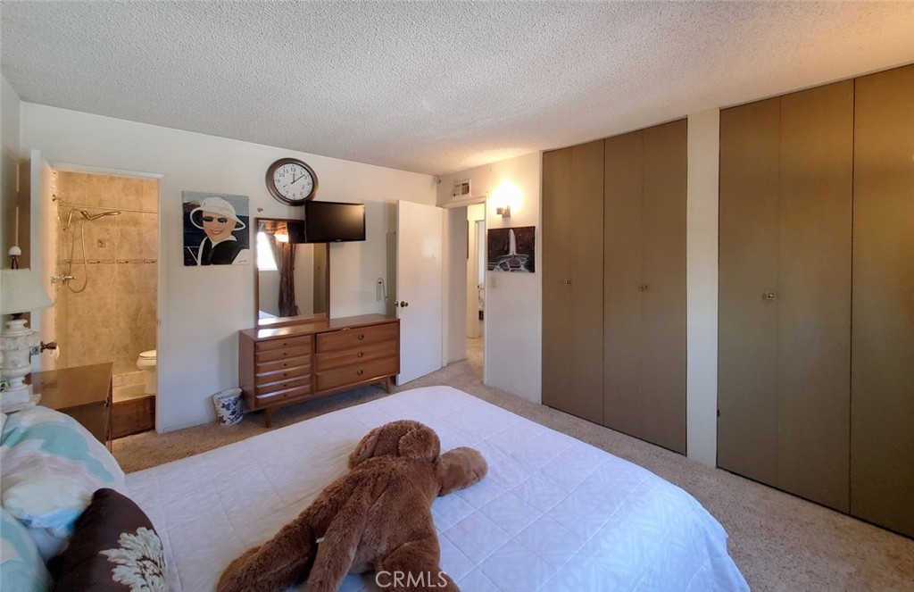 6531 Alexandria Drive