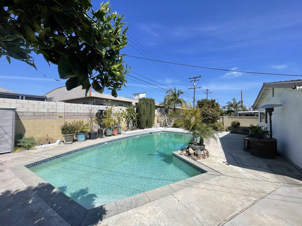 6531 Alexandria Drive