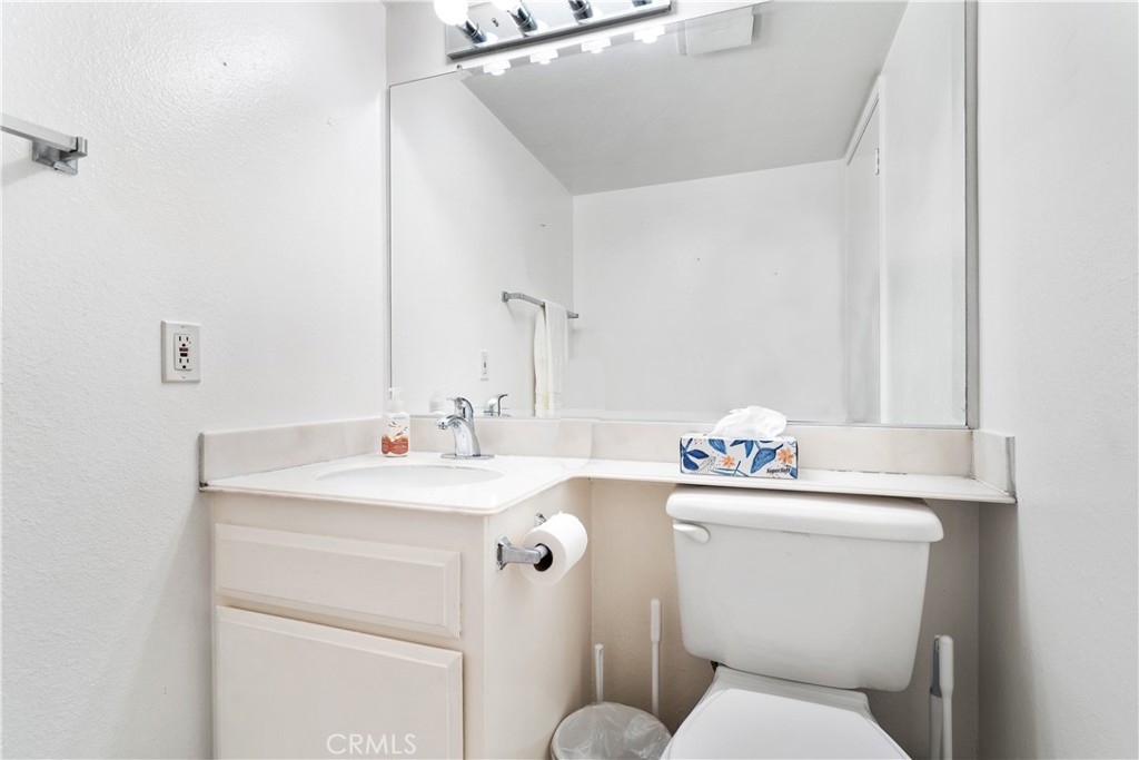 6662 Hamilton Street