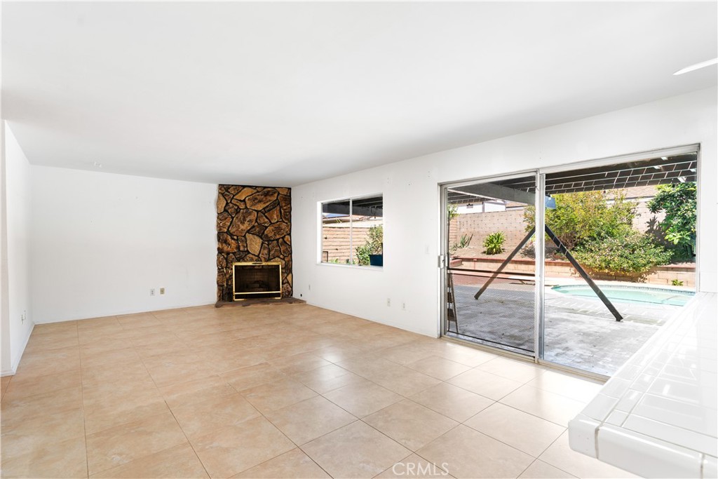 6662 Hamilton Street