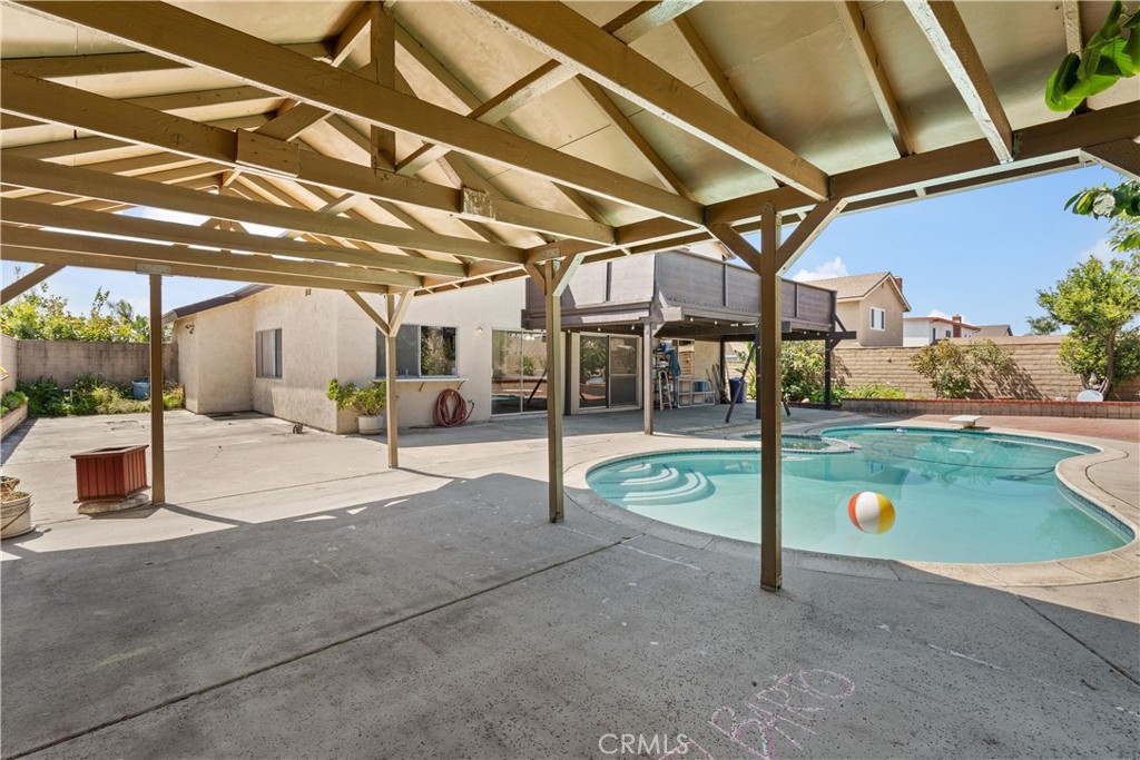 6662 Hamilton Street