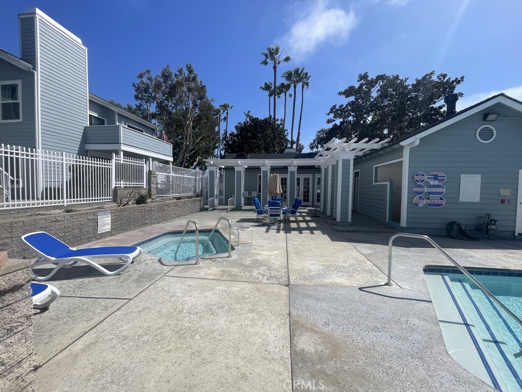 16960 Algonquin Street I-204