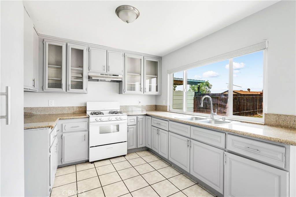 24247 Brodiaea Avenue