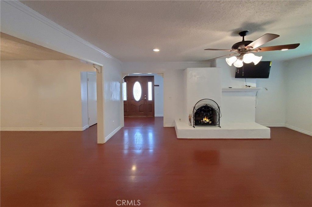 528 E Bradenhall Drive