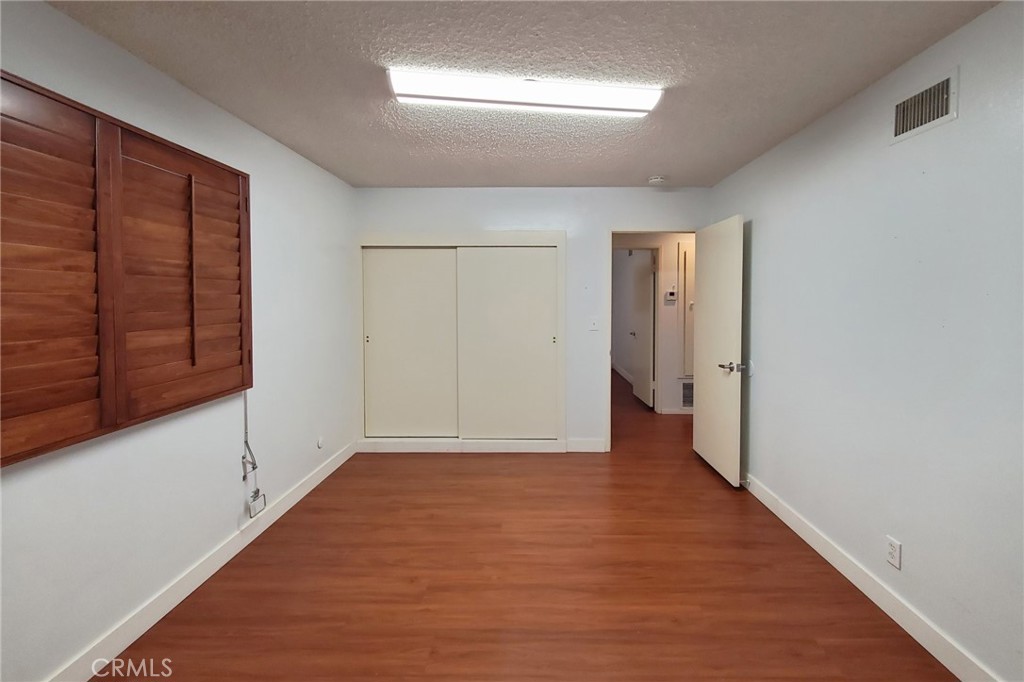 528 E Bradenhall Drive