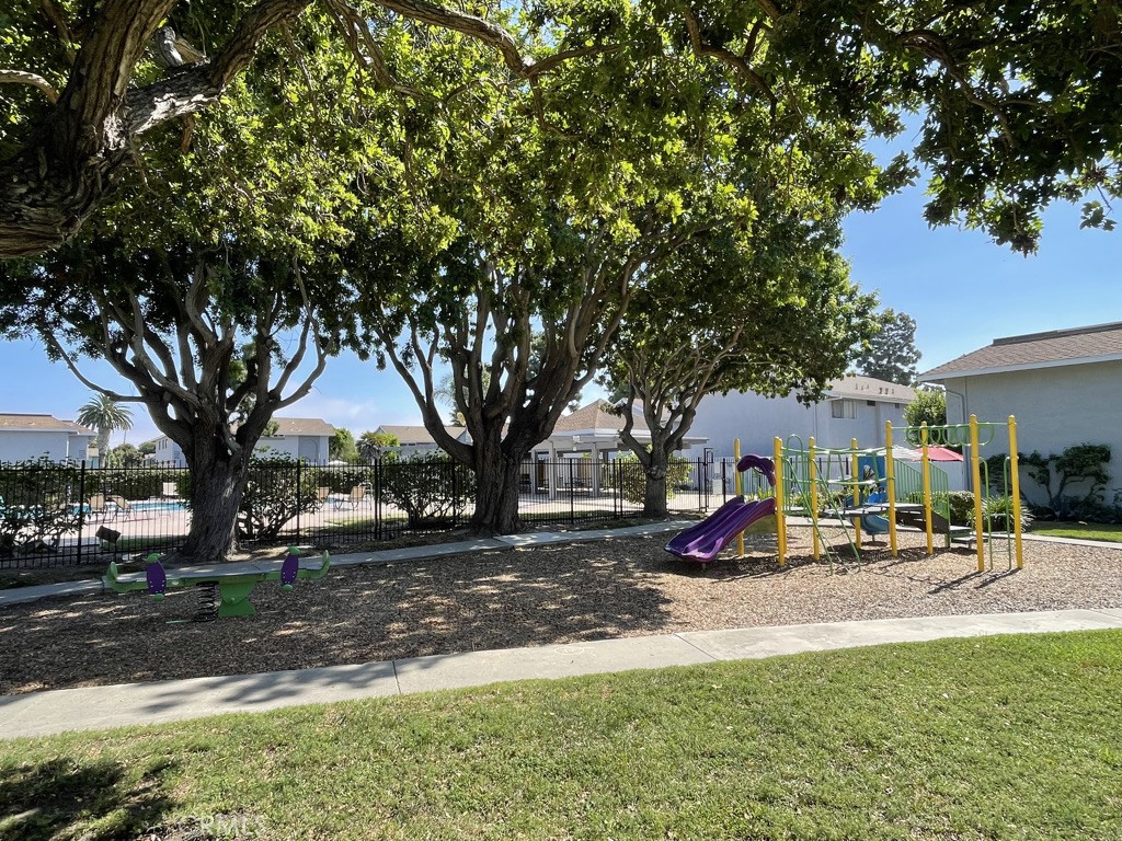 9667 Pettswood Drive 2