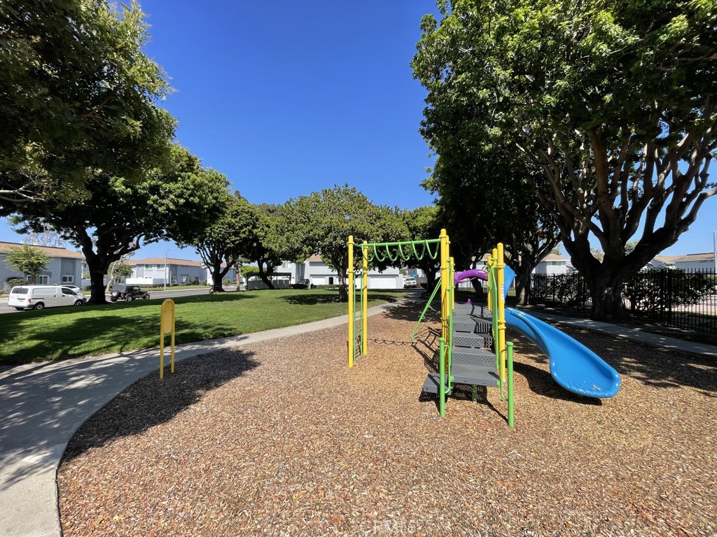 9667 Pettswood Drive 2