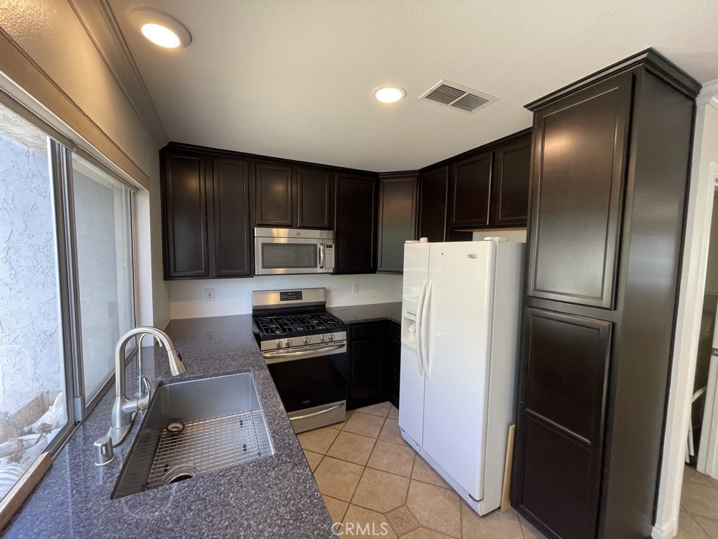 9667 Pettswood Drive 2