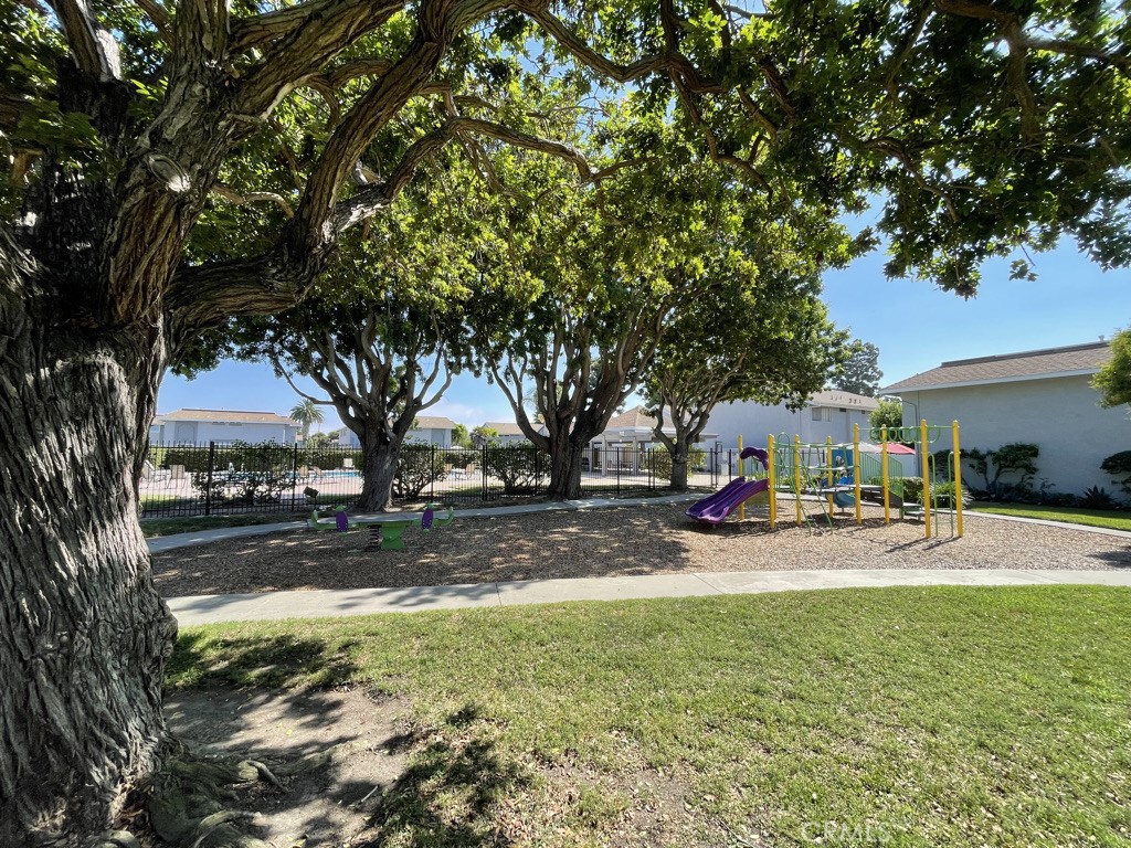 9667 Pettswood Drive 2