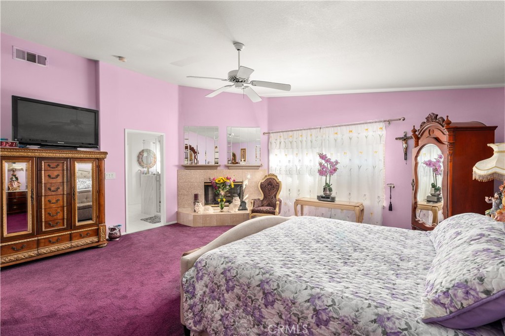 6587 Manzanita Court