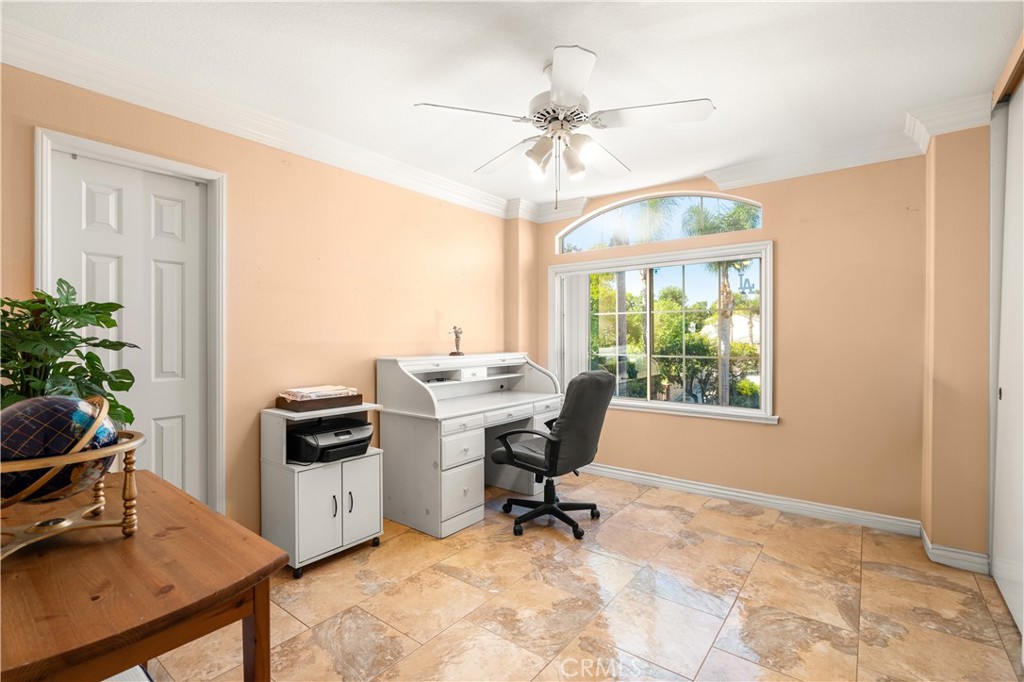 6587 Manzanita Court