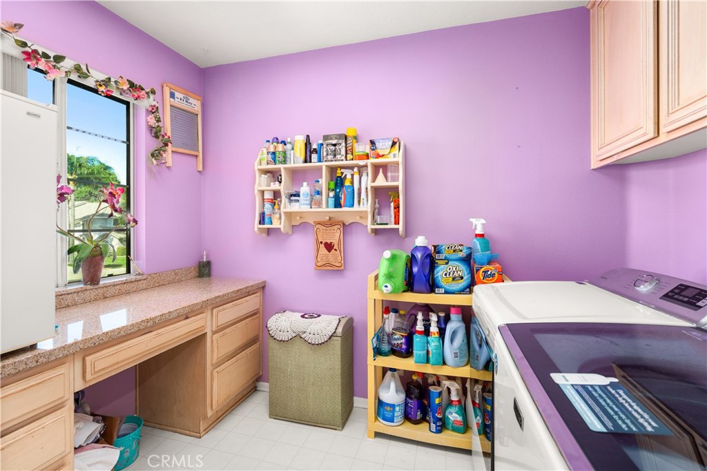 6587 Manzanita Court