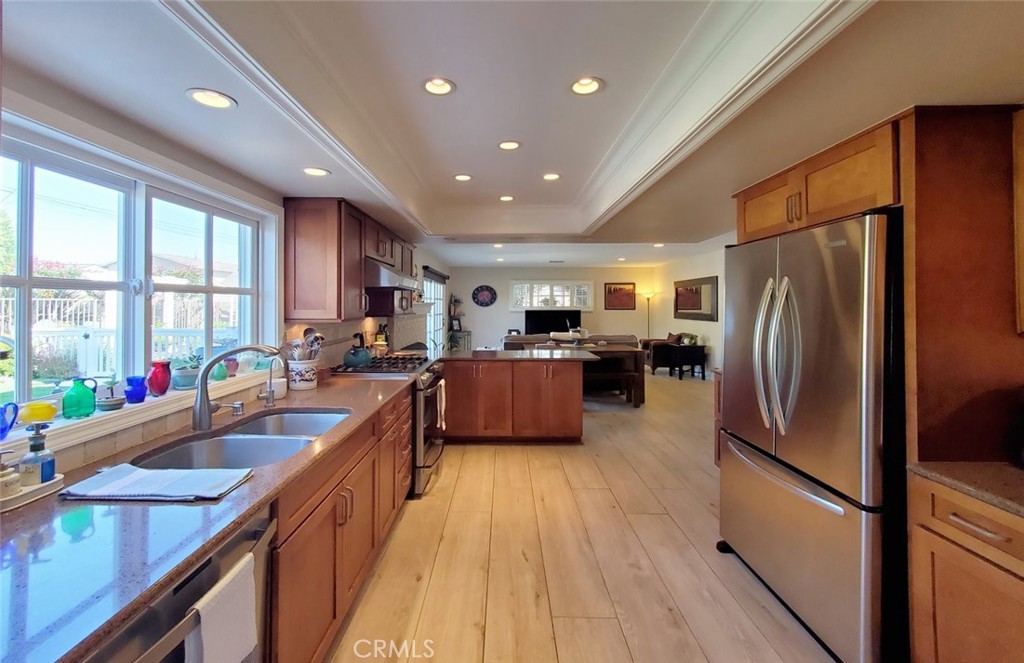 5041 Princeton Avenue