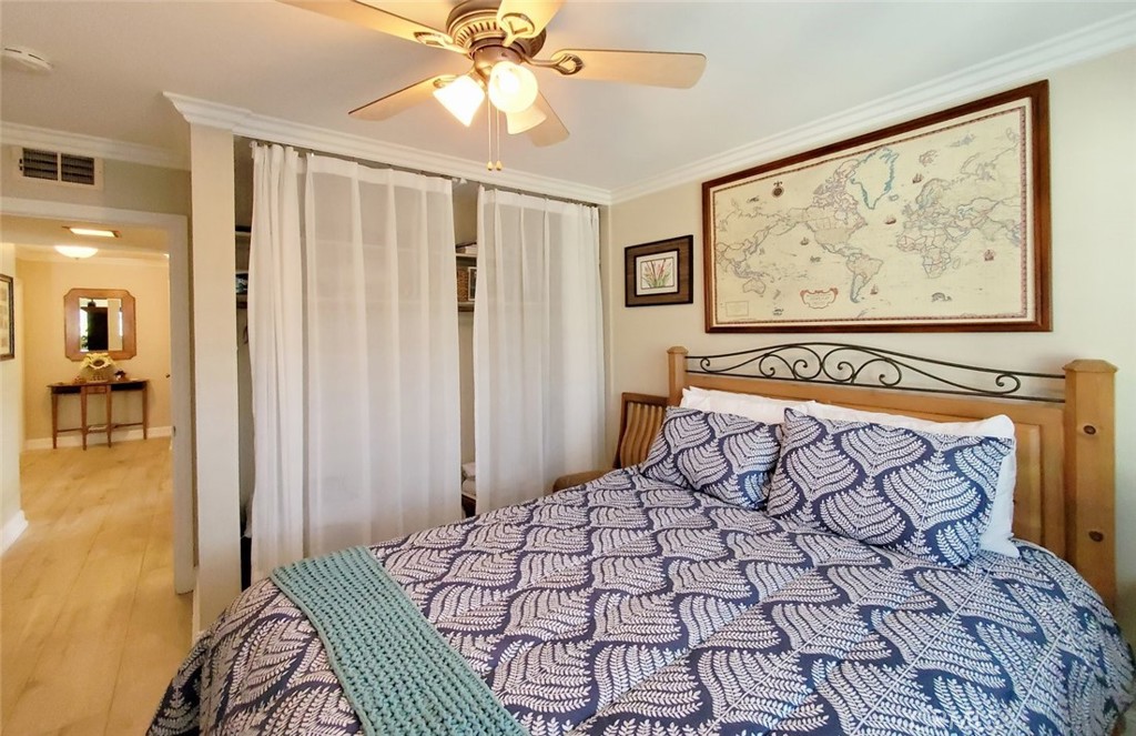 5041 Princeton Avenue