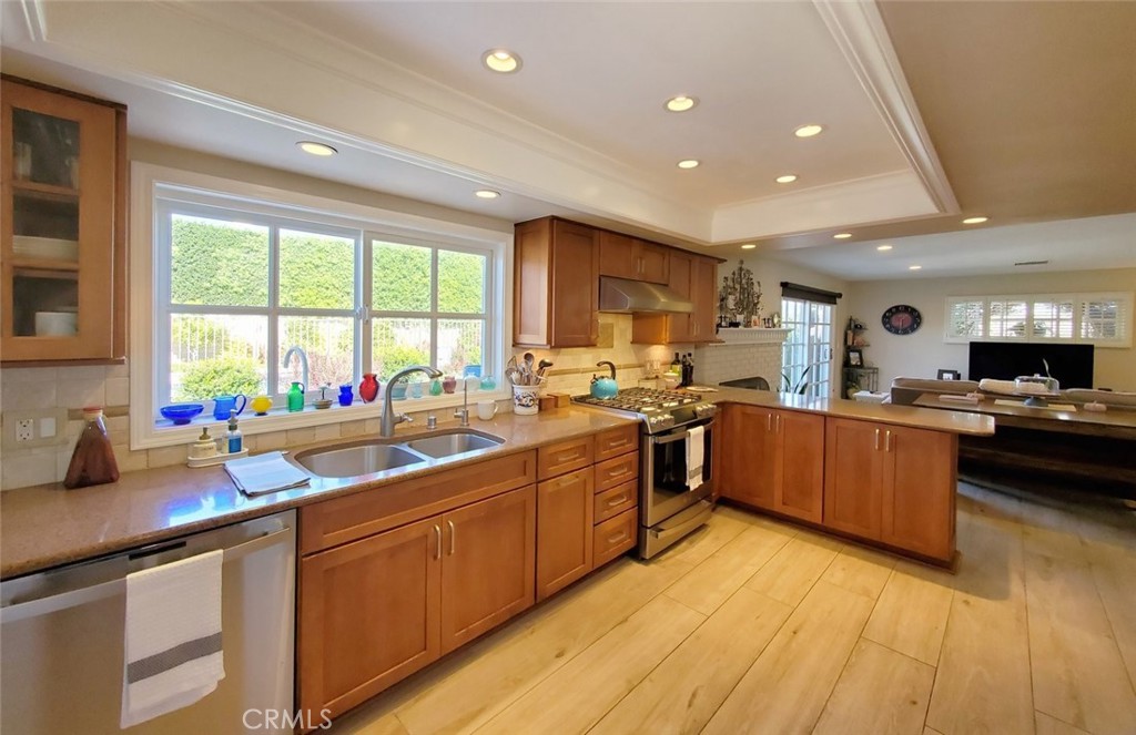 5041 Princeton Avenue