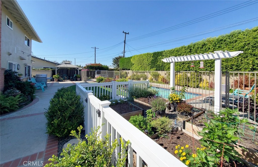 5041 Princeton Avenue