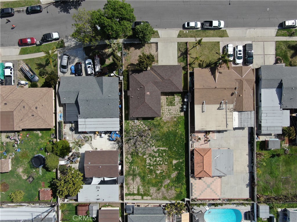 12821 Sungrove Street