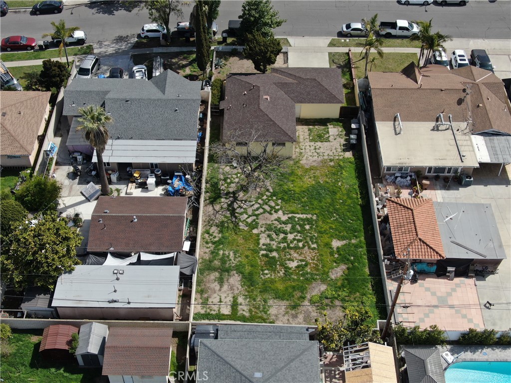 12821 Sungrove Street