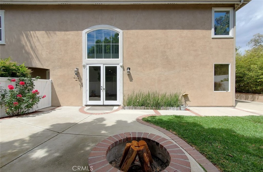 18672 Park Meadow Lane