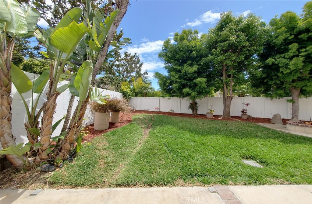 18672 Park Meadow Lane