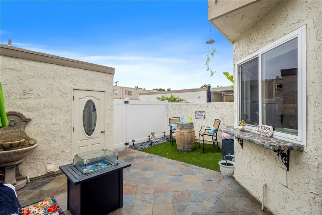 16703 Castaway Lane